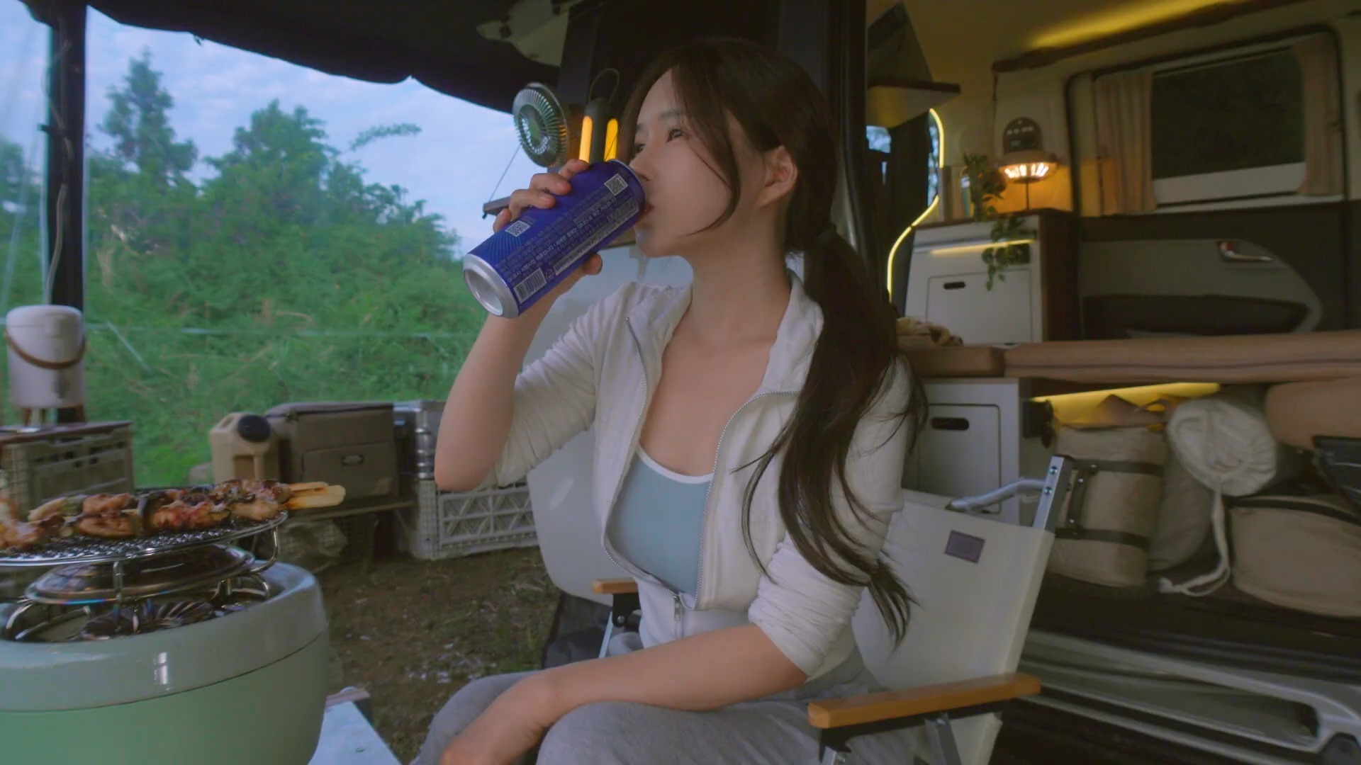 截至今年上半年，已有2128.4万人次享受免出示证件“刷脸”通关便利